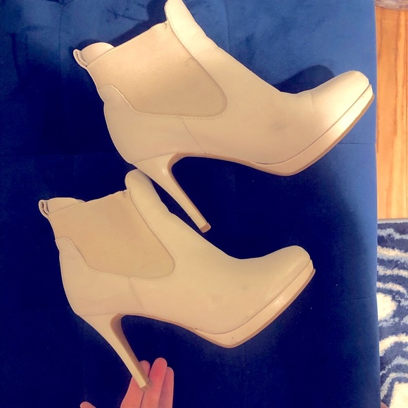 Cream PADDED Platform Stilettos Ankle Boots - Picture 3 of 17